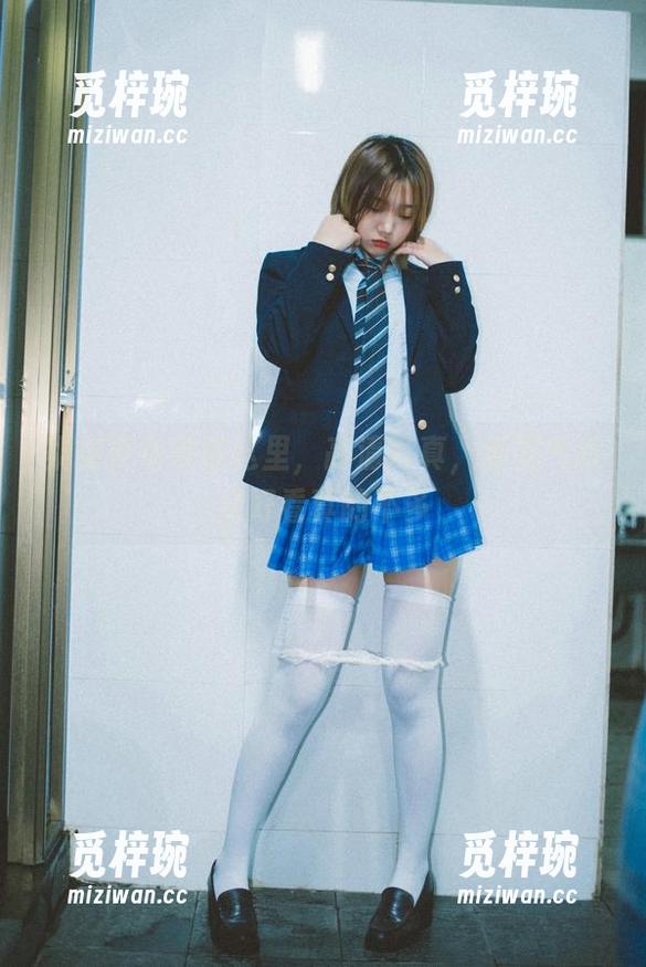 柒柒要乖哦 柒柒要乖哦在这里,高清写真,御姐气质又好看真的不多