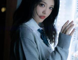 有种制服叫桃良阿宅，高清壁纸让你眼前一亮