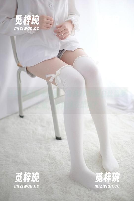 森萝财团 森萝财团带来美图,粉色JK校服白丝追梦之旅,你猜她在想啥?