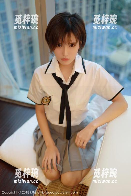 模范学院-Wendy智秀 模范学院 - Wendy智秀的美脚合集:脚踝的绝美游踪照片集