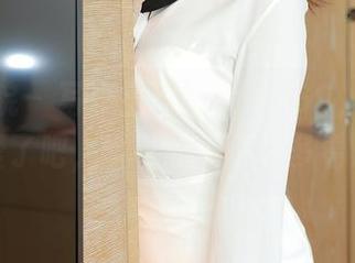 模范学院 – 写真里的lingyu69，在线也太可爱了吧，真让我忍不住多看几眼！