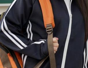 模范学院 – 拍得刚刚好，徐微微mia私拍合集显然没让自己放过任何夏季的可能性。
