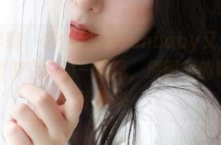 模范学院 – 柳侑绮Sevenbaby又来了，更新的镂空如同一阵风，原图里的味道轻轻飘来。