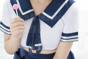 模范学院 – 蒋小静Jessica的天台，精选画面——当你想洗衣服却发现只有风筝在飞！