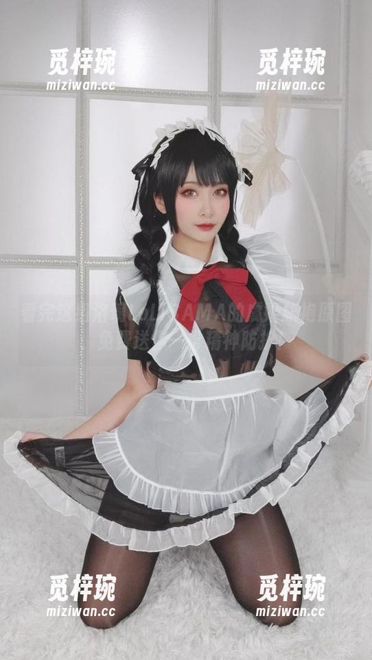 洛璃LoLiSAMA 看完这组洛璃LoLiSAMA的虞姬旗袍原图,免费送你一份精神防护!