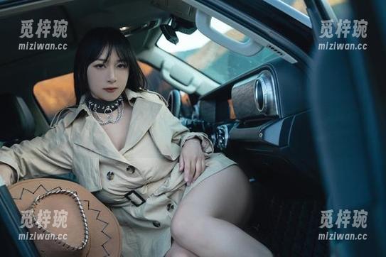 浅安安 浅安安穿上体操服,你能专心看吗?私房寸寸都是诱惑,就是不想离开。