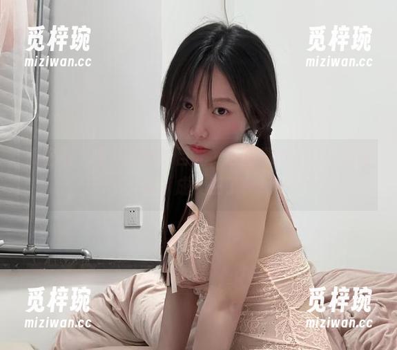 火龙果羊 微密圈 - 穿越灵魂的目光,原图探访,“火龙果羊”成女王了?