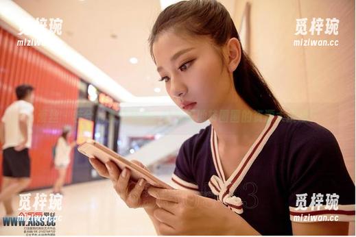 爱丝-若兮 爱丝 - 若兮的夏日私拍:让你原地转圈圈的资源大挑战!