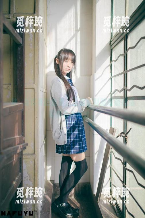 神楽坂真冬 神楽坂真冬的合集,玉藻前制服的随意搭配真心太加分。