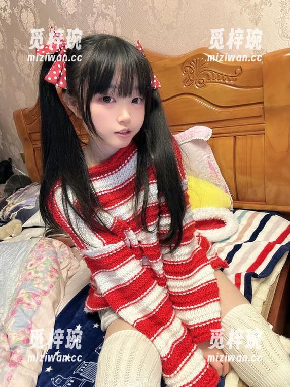 神沢永莉 从未见过的搭配!神沢永莉的半双马尾配大腿袜,美图图集准备好了吗?