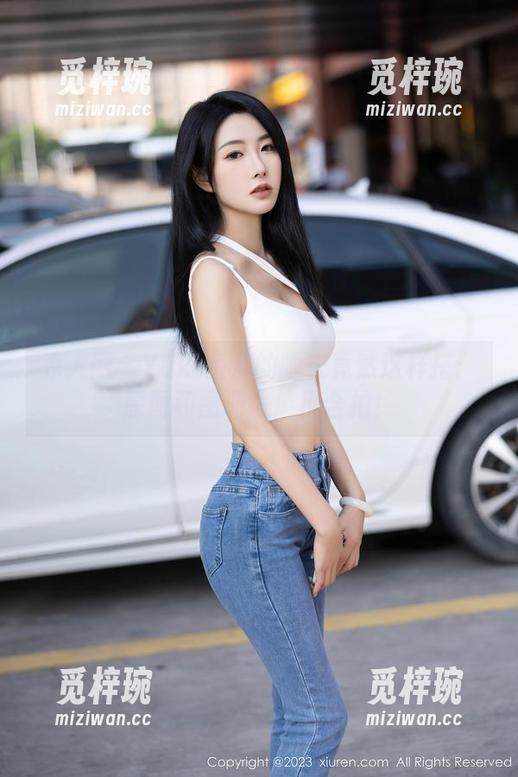 秀人网-Yuki鱼儿 秀人网 - Yuki鱼儿的睡衣竟然这样搭:原图和图册好像很合拍!