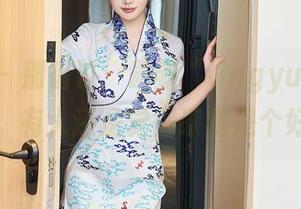 秀人网 – 别错过：最新“lingyu69”教室合集，有人还是觉得课堂是个好去处。