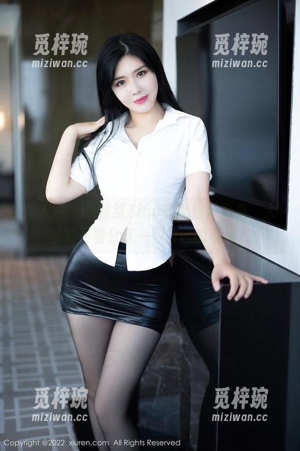 秀人网-战姝羽Zina 秀人网 - 战姝羽Zina的黑丝写真集,大家要不要分享一下自己的看法?