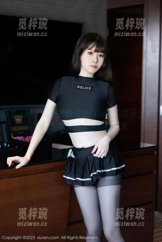 秀人网-颜浅浅Cindy 秀人网 - 捧一把颜浅浅Cindy的夏天,高清原图带你进入色彩的游戏
