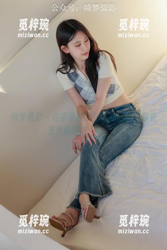 绮梦摄影-蔡蔡 绮梦摄影 - 在蔡蔡的粉色写真后面,藏着无尽的福利ন্দর!