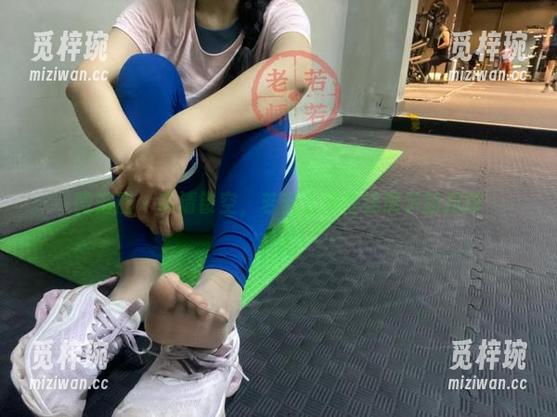 若若老师 微密圈 - 高清镂空,若若老师在线展示新招牌