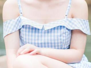 菠萝社 – 看到柳侑绮的校服美图了吗？快来下载吧，谁说我们不可以犯规一点