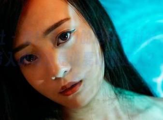 蜜桃社 – 看！Suki的这件白衬衫，是要把我带入职场还是说要咄咄逼人？潮流解析！