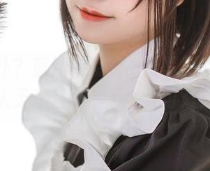 高叉女仆？蜜汁猫裘的最新写真，实在让人无法直视的另一种可爱！