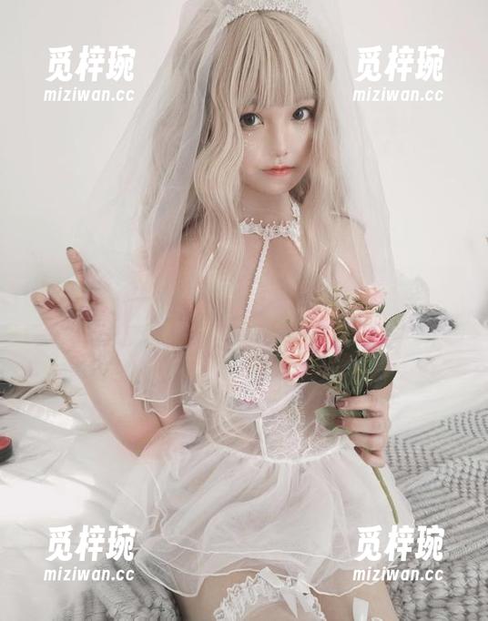 蜜汁猫裘 谁说女仆就得规规矩矩,蜜汁猫裘的作品全颠覆你的想法!