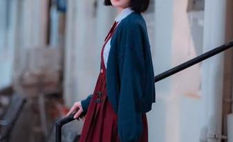 阿包也是兔娘的全套写真，有种神圣的淘气感，修女也能如此可爱！