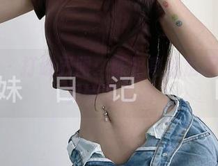 微密圈 – 打破界限：陈佩奇私房原图里所见的御姐魂