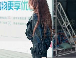 穿牛仔裤的理由：魔镜街拍高跟实录，原图让你心想“这真的是我的风格吗”？