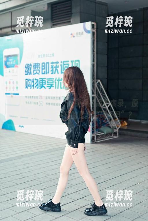 魔镜街拍 穿牛仔裤的理由:魔镜街拍高跟实录,原图让你心想“这真的是我的风格吗”?
